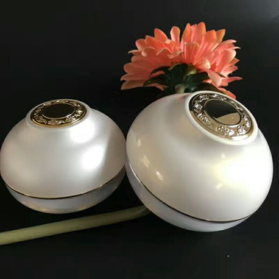 Ball Cream Cosmetic Jar White Color Acrylic Plastic 30g 50g  Onion Shape Jar