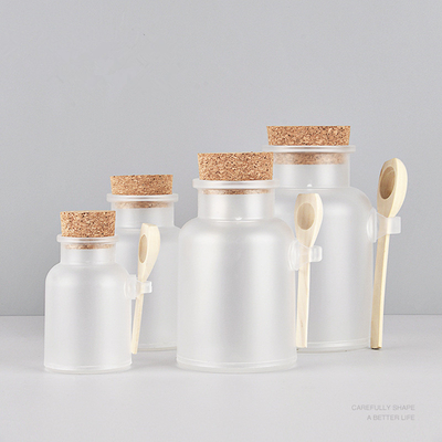 Wholesale Frost ABS Plastic Bath Salt Container Jars with Wood Spoon and Cork Lid 100ml 200ml for Cosmetic Packaging