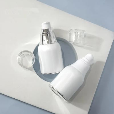 Glossy White Plastic 1OZ  Airless Pump Bottle For Cosmetic Packaging For Skincare Cosmetic Face Serum