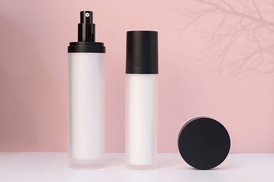 Luxury Frosted Plastic Acrylic Cosmetic Lotion Bottle With Black Cap For Cosmetic Packaging Lotion Serum Cream Container