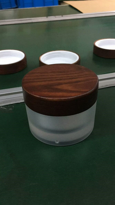 7oz  3.5oz Plastic Jar Cosmetic Packaging frsoted clear Plastic Cosmetic Jar With Wood Tops Lid