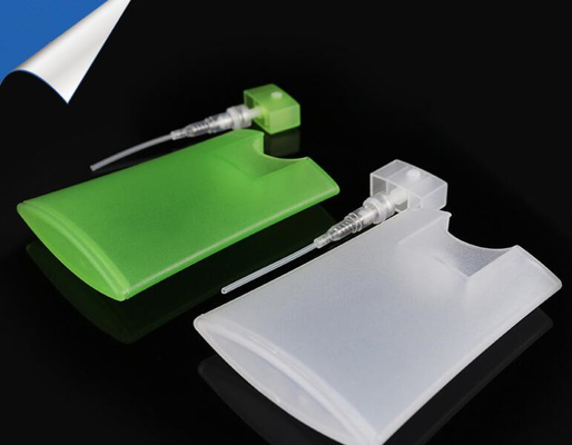 Screen printing 20ml credit card shape perfume bottle flat plastic bottle